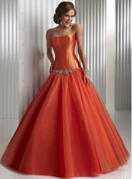 ballkleid-rckenfrei-66-4 Ballkleid rückenfrei