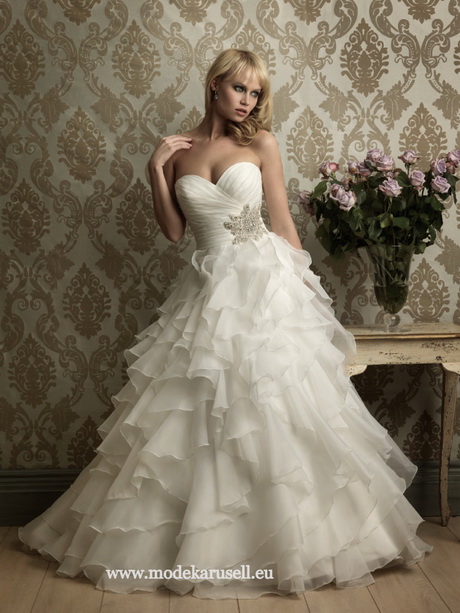 brautkleid-ausgefallen-55-17 Brautkleid ausgefallen