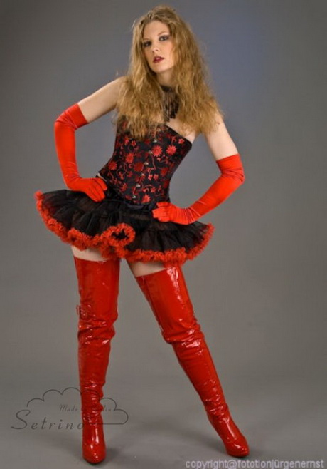 schwarz-rot-petticoat-68-11 Schwarz rot petticoat