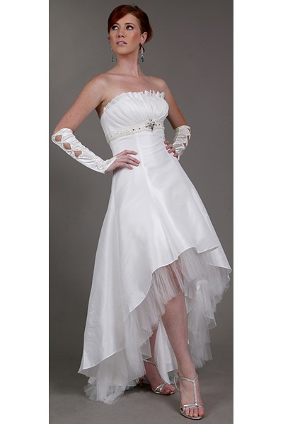 brautkleid-hinten-lang-vorne-kurz-49_12 Brautkleid hinten lang vorne kurz