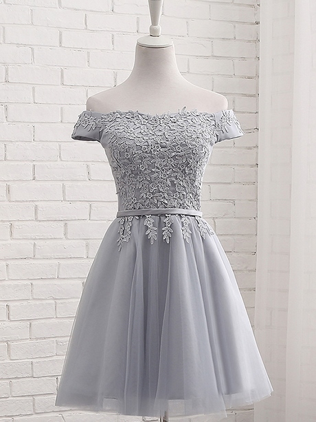 Graues kleid eng