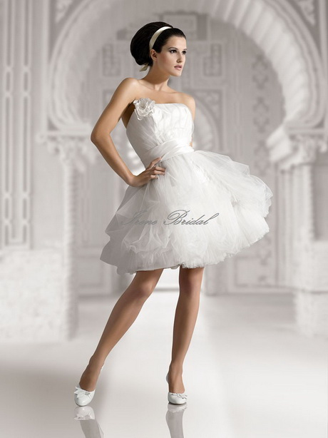 brautkleid-kurz-tll-00-18 Brautkleid kurz tüll