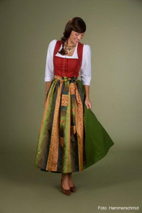 dirndl-festlich-21-12 Dirndl festlich