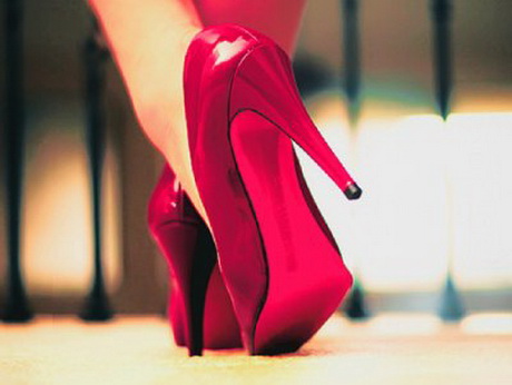 dunkelrote-high-heels-01-12 Dunkelrote high heels