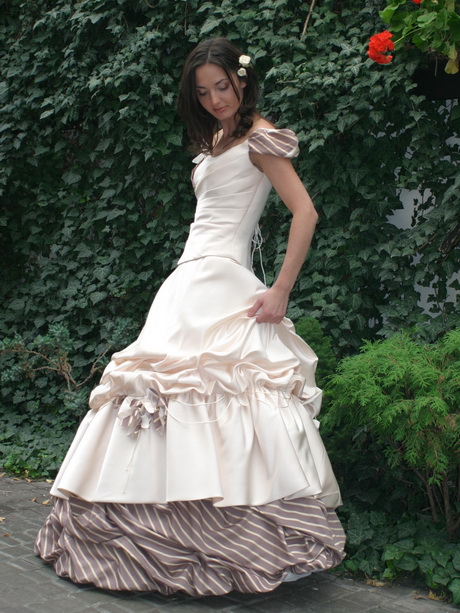 hochzeitskleid-lila-97-2 Hochzeitskleid lila