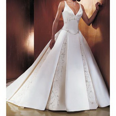 hochzeitskleid-mit-schleppe-47-13 Hochzeitskleid mit schleppe