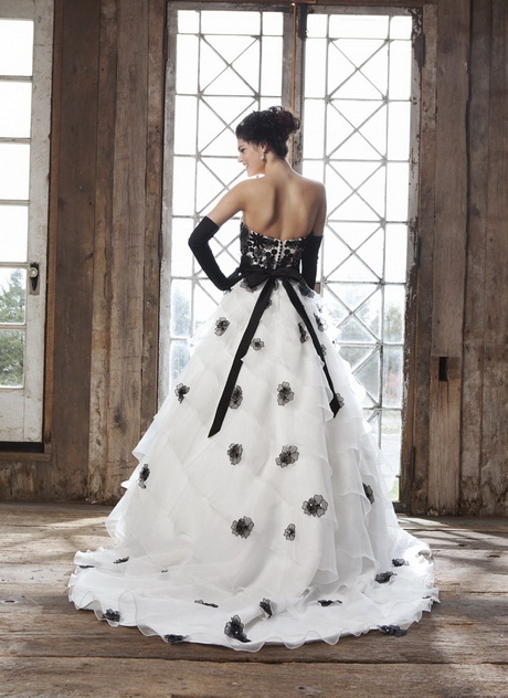 hochzeitskleid-wei-schwarz-78-3 Hochzeitskleid weiß schwarz