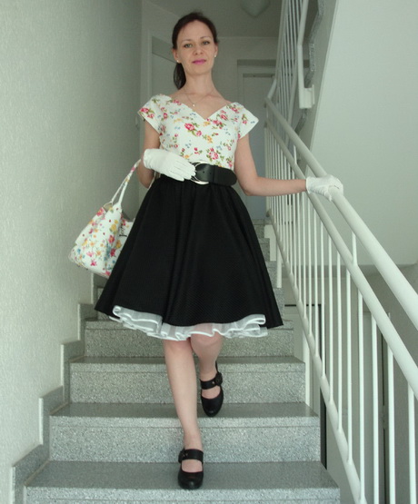 petticoat-style-25-14 Petticoat style