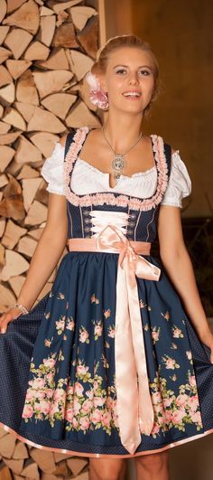 dirndl-oktoberfest-2021-66_5 Dirndl oktoberfest 2021