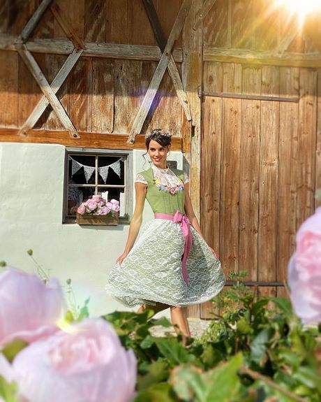 hochzeitsdirndl-2021-04 Hochzeitsdirndl 2021