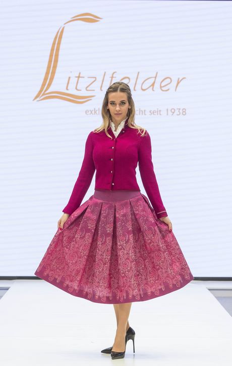 Modische dirndl 2021