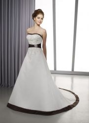 brautkleid-lila-wei-50_12 Brautkleid lila weiß