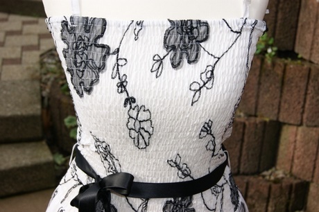 kleid-schwarz-wei-gemustert-66_11 Kleid schwarz weiß gemustert