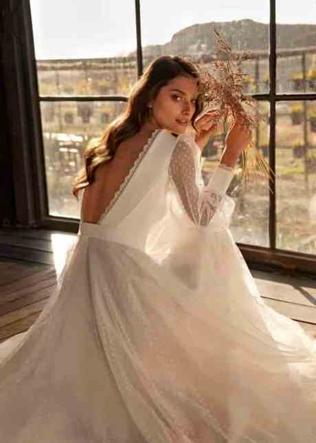 brautkleid-2023-ruckenfrei-70_11 Brautkleid 2023 rückenfrei