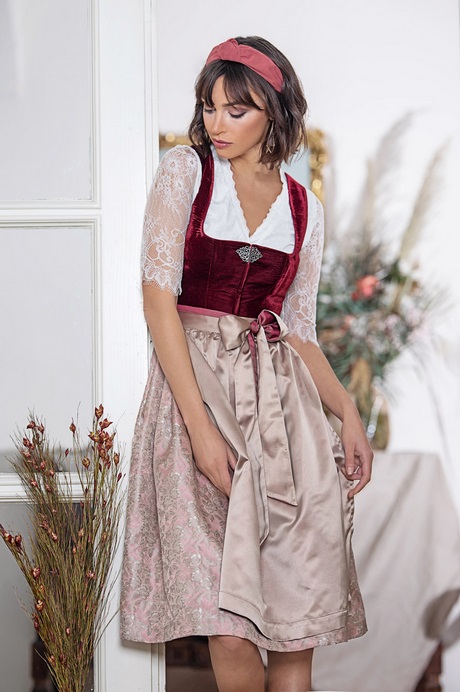 dirndl-2023-trend-79_16 Dirndl 2023 trend