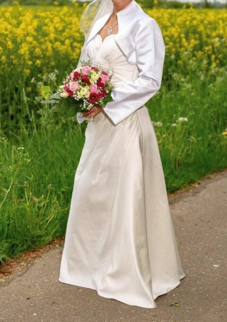 hochzeitskleid-lilly-2023-13 Hochzeitskleid lilly 2023