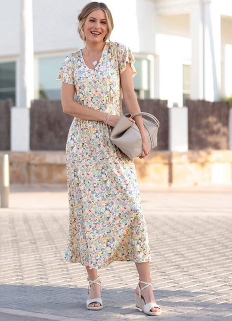 kleid-2023-48_10 Kleid 2023