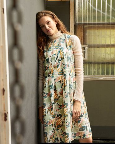 kleid-2023-48_4 Kleid 2023