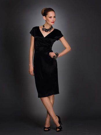 kleid-kurz-eng-schwarz-53_11 Kleid kurz eng schwarz