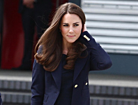 blaues-kleid-kate-middleton-29_10 Blaues kleid kate middleton