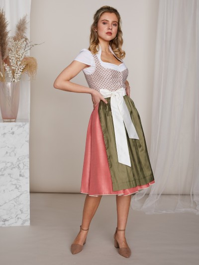 wiesn-dirndl-trend-2020-66_16 Wiesn dirndl trend 2020