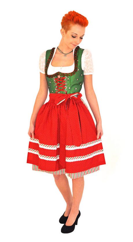 dirndl-country-line-2022-76_14 Dirndl country line 2022