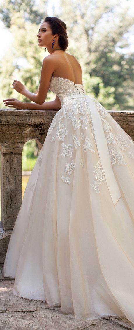 brautkleid-bodenlang-98_14 Brautkleid bodenlang