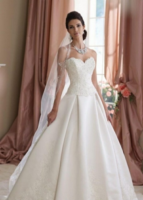 hochzeitskleid-mit-spitzenoberteil-43_8 Hochzeitskleid mit spitzenoberteil