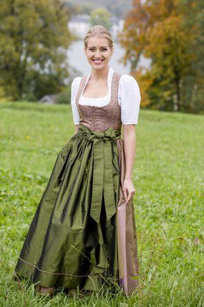 Dirndl 2020 lang