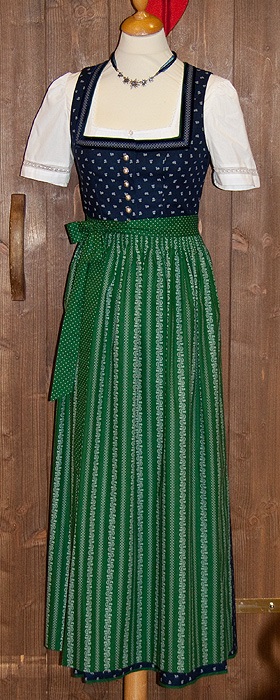 dirndl-2020-lang-71_12 ﻿Dirndl 2020 lang