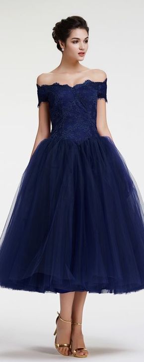 Ein blaues kleid