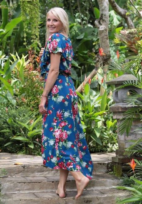 Kleid blau geblümt