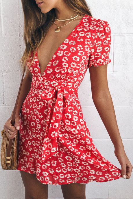 Rotes minikleid langarm