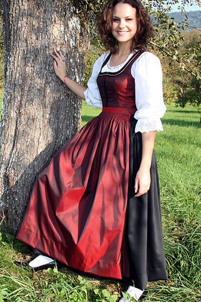 dirndl-geschichte-31_8 Dirndl geschichte