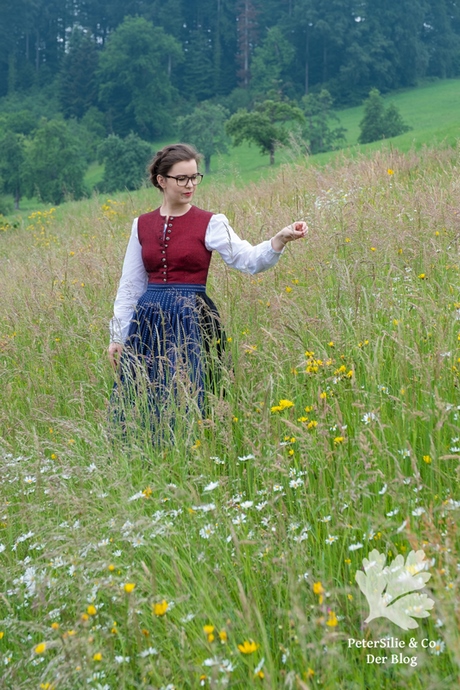 traditionelles-munchner-dirndl-98_9 Traditionelles münchner dirndl