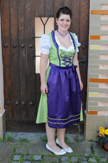 dirndl-grn-lila-03_20 Dirndl grün lila