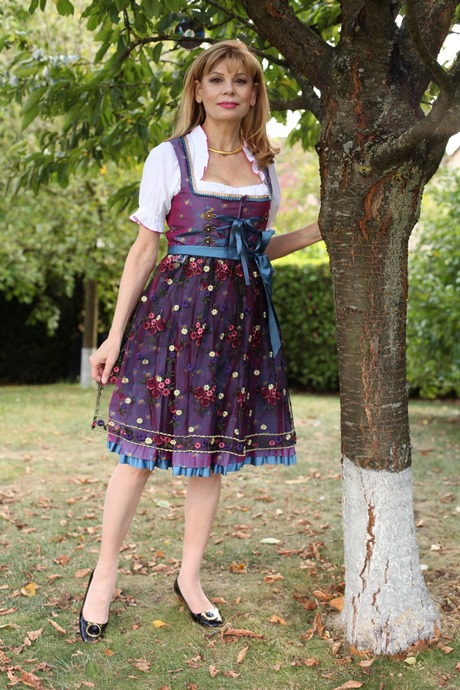 dirndl-s-18_4 Dirndl s