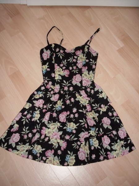 kleid-blumen-schwarz-94_17 Kleid blumen schwarz