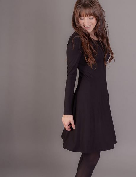 kurzes-schwarzes-kleid-langarm-75_15 Kurzes schwarzes kleid langarm