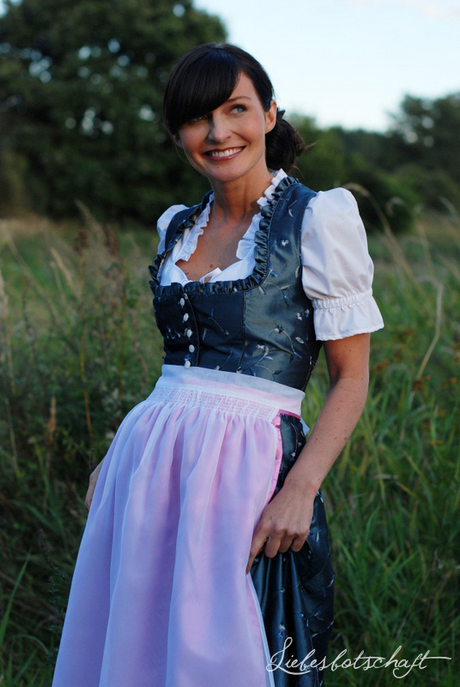 schwarzes-dirndl-aufpeppen-61 Schwarzes dirndl aufpeppen