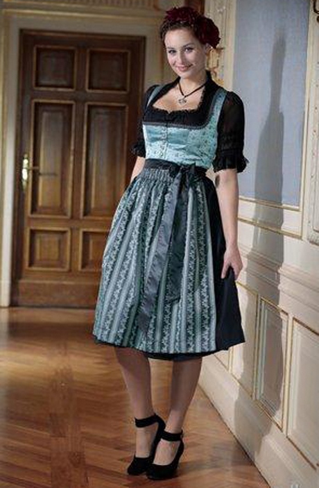 turi-landhaus-dirndl-midi-11_14 Turi landhaus dirndl midi