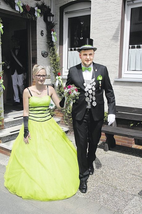 schutzenkonigin-kleid-76_2 Schützenkönigin kleid
