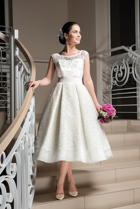 brautkleid-ab-40-jahren-26_19 Brautkleid ab 40 jahren