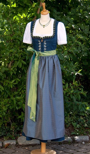 abend-dirndl-lang-10_13 Abend dirndl lang