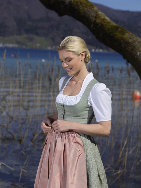 dirndl-lang-osterreich-96_4 Dirndl lang österreich