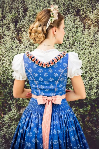 dirndl-osterreichische-designerin-86_7 Dirndl österreichische designerin