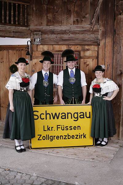 tracht-traditionell-80_14 Tracht traditionell