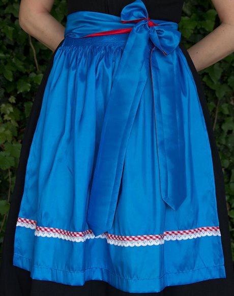 dirndl-mit-schurze-70_11 Dirndl mit schürze