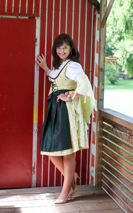 gelbes-dirndl-16_11 Gelbes dirndl