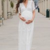 Weißes langes kleid für schwangere
